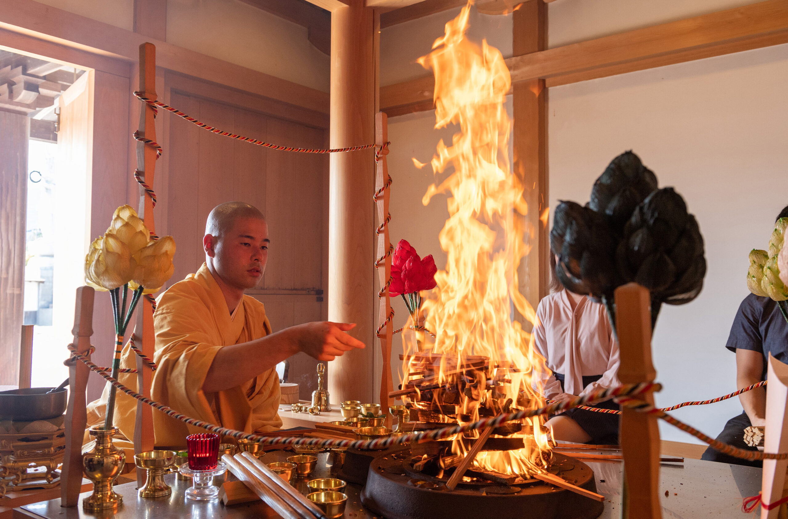 護摩（ごま）祈願 - 【公式】御宝蔵山 中山寺